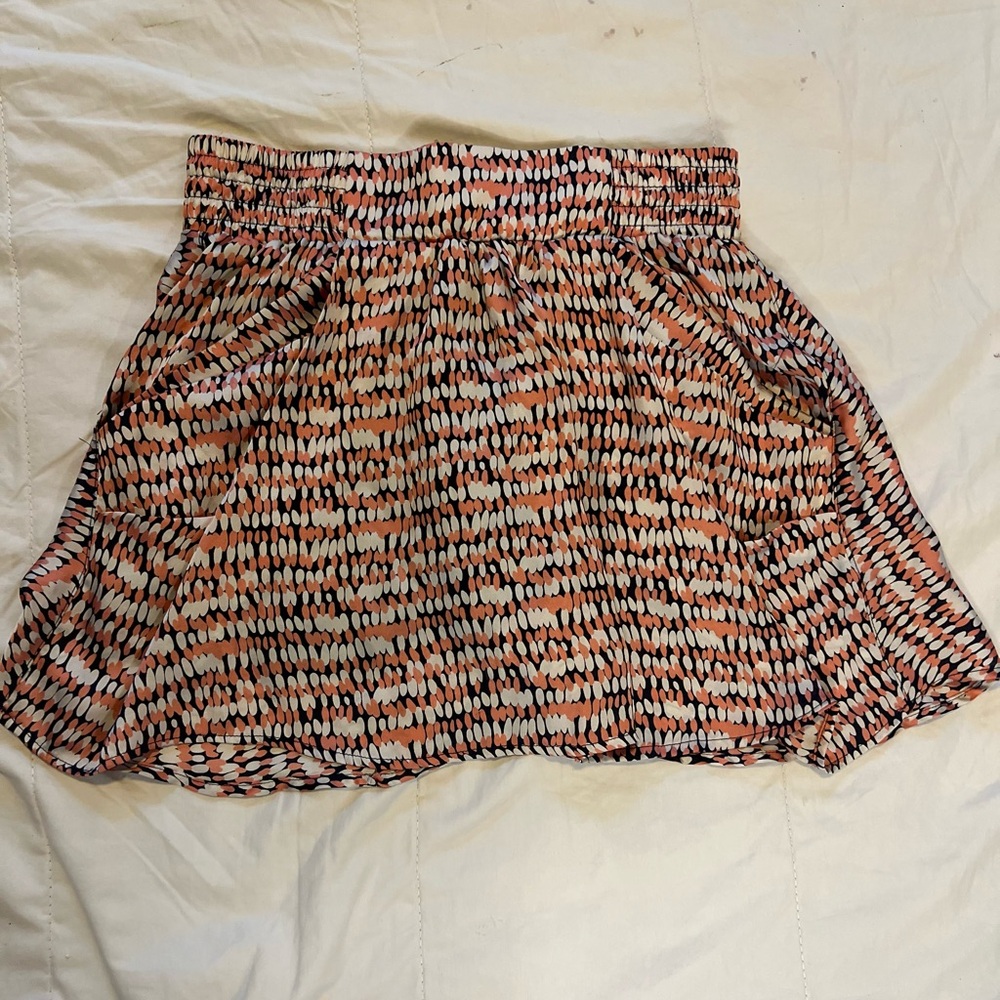 Timing Vibrant Pattern Mini Skirt in Orange and Black